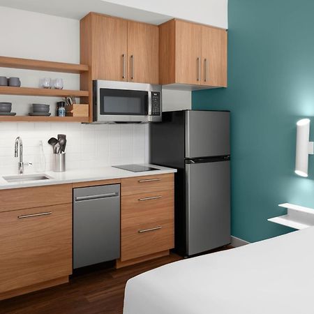 Element Charlotte Uptown Hotel Bagian luar foto