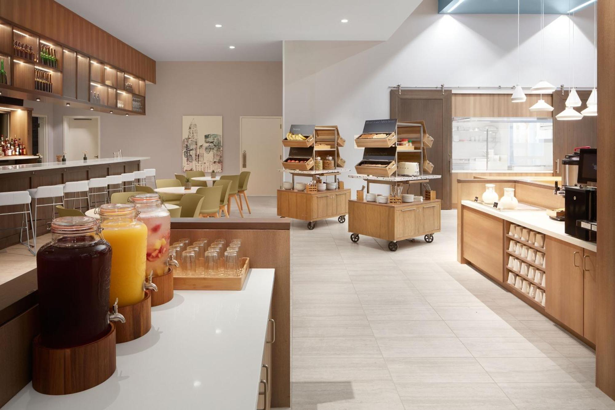 Element Charlotte Uptown Hotel Bagian luar foto