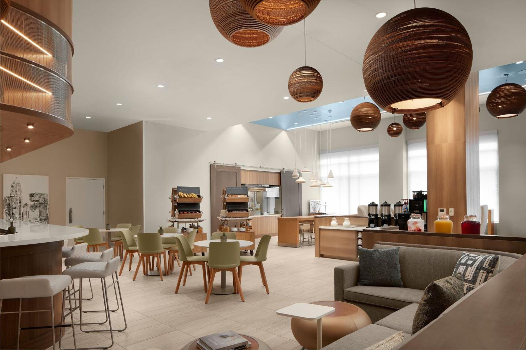 Element Charlotte Uptown Hotel Bagian luar foto