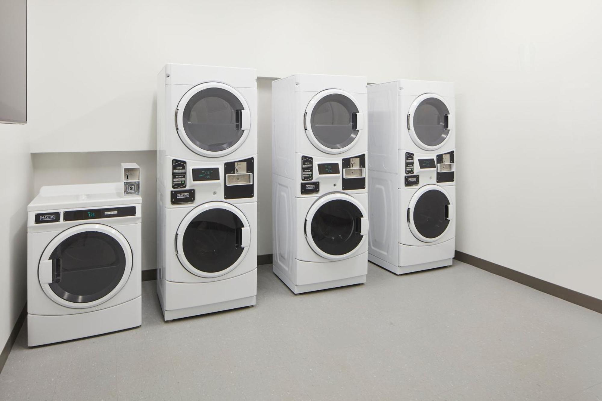 Element Charlotte Uptown Hotel Bagian luar foto